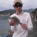 和歌山下津港で紀州釣りとウキサビキ　チヌとアジをゲットすることの難しさ！？