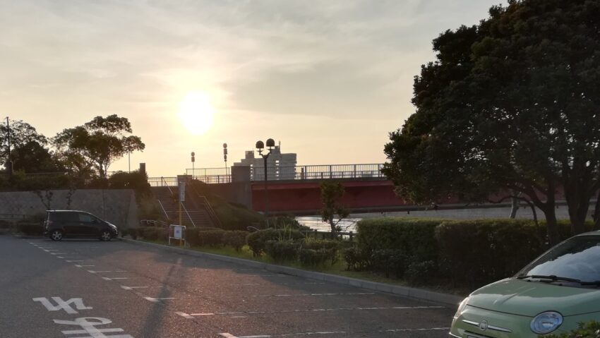 二色の浜公園第4駐車場のすぐ前が釣り場