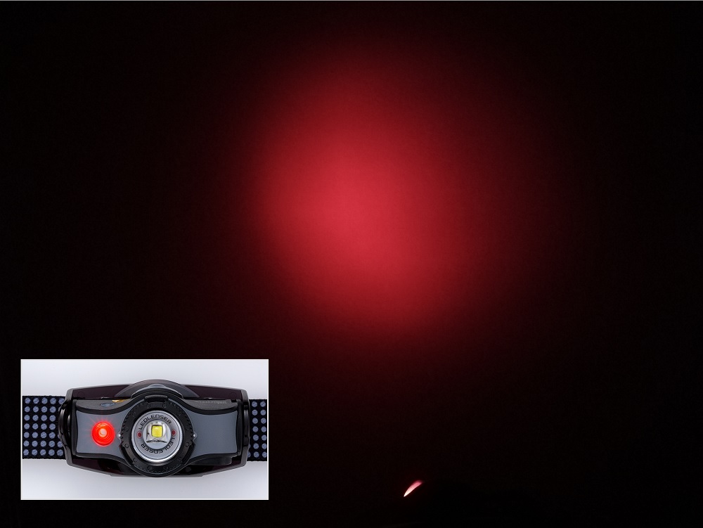 ナイトビジョン（赤色LEDライト）機能